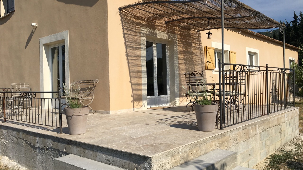 Photo of Patio Balcony in Methamis