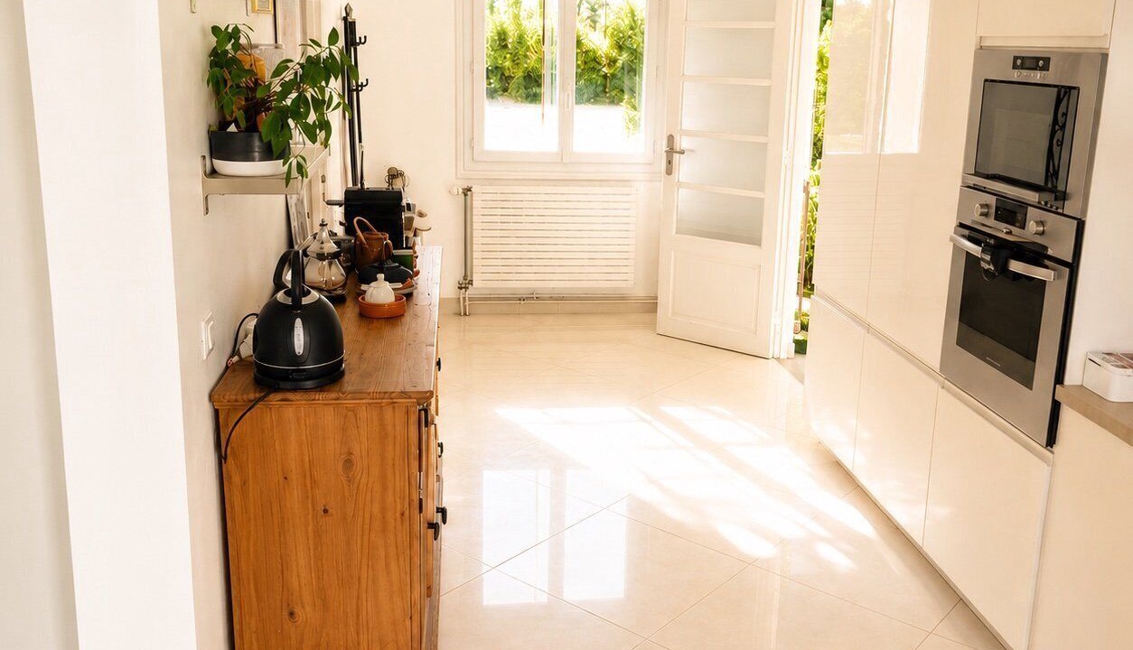 Photo of Kitchen in Sainte-Genevieve-des-Bois