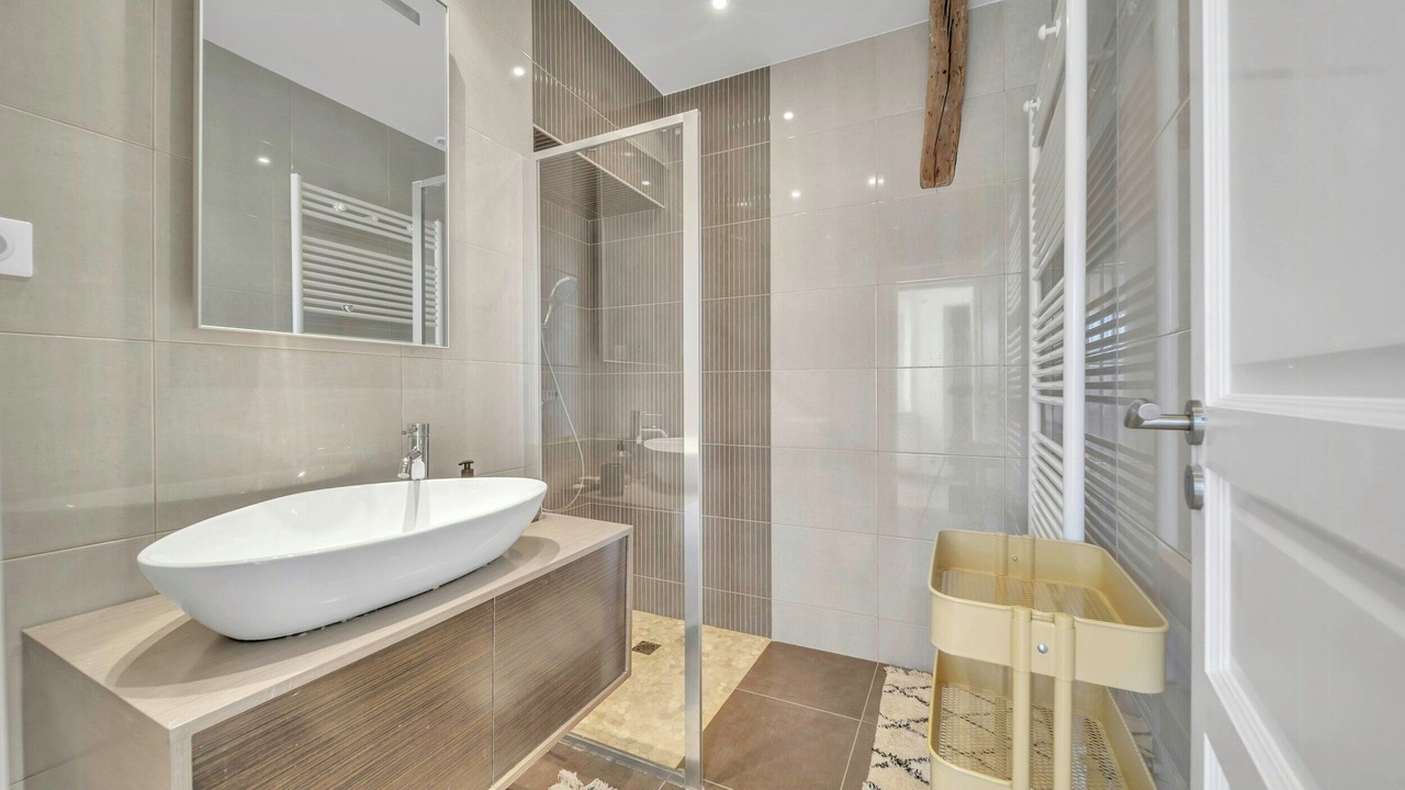 Photo of Bathroom in Palleau