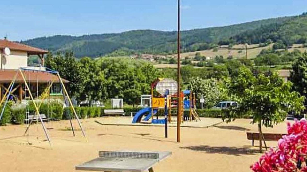 Photo of Others in Saint-Point