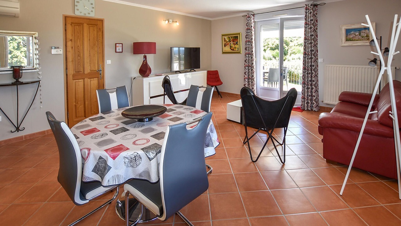 Photo of Bedroom in Villes-sur-Auzon