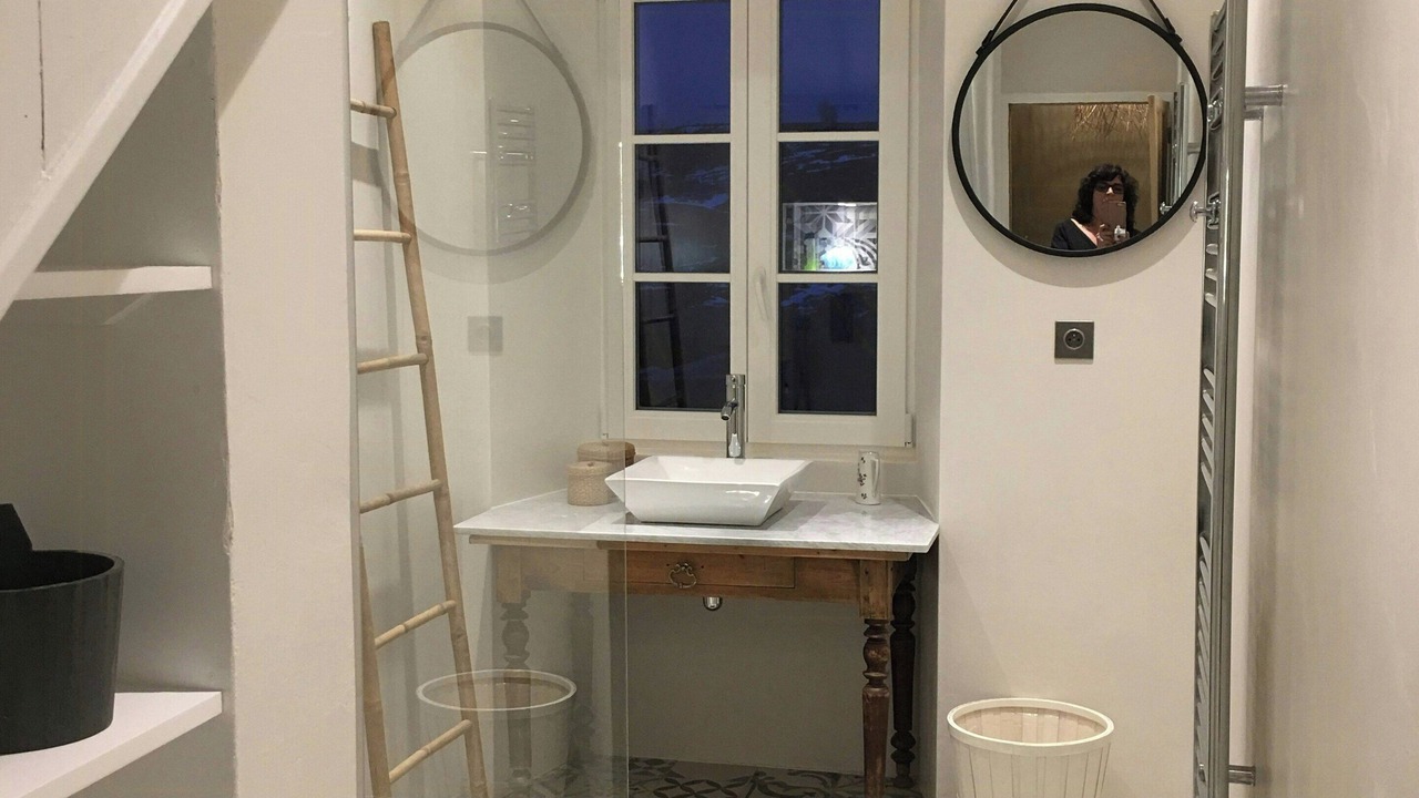 Photo of Bathroom in Saint-Urcize