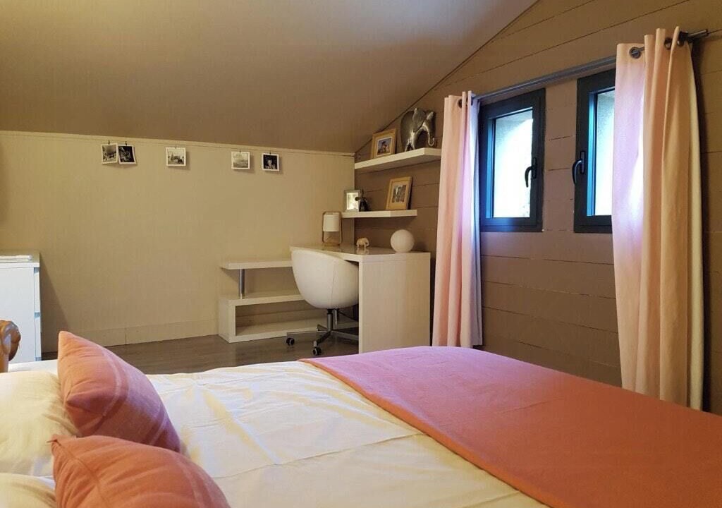 Photo of Bedroom in Puget