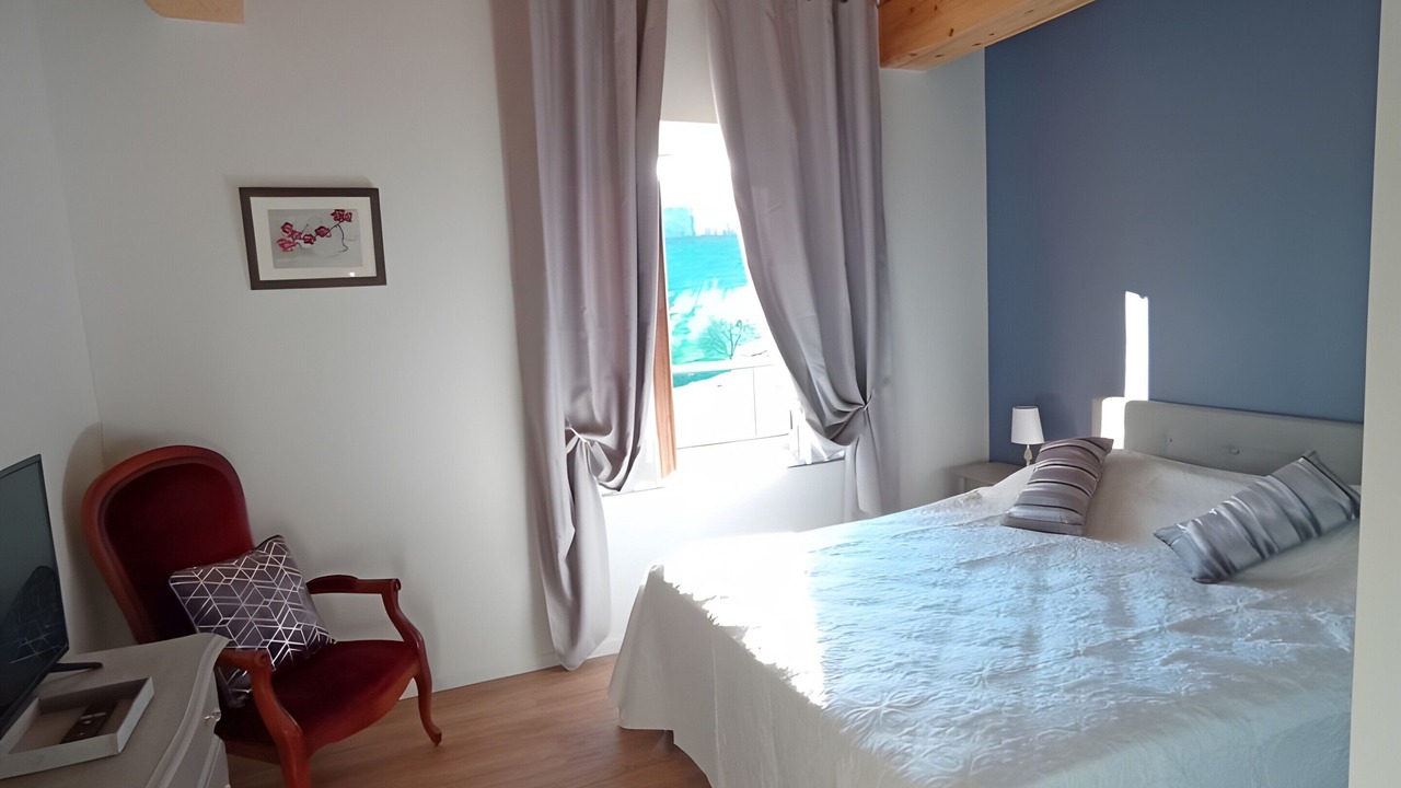 Photo of Bedroom in Saint-Martin-Lestra