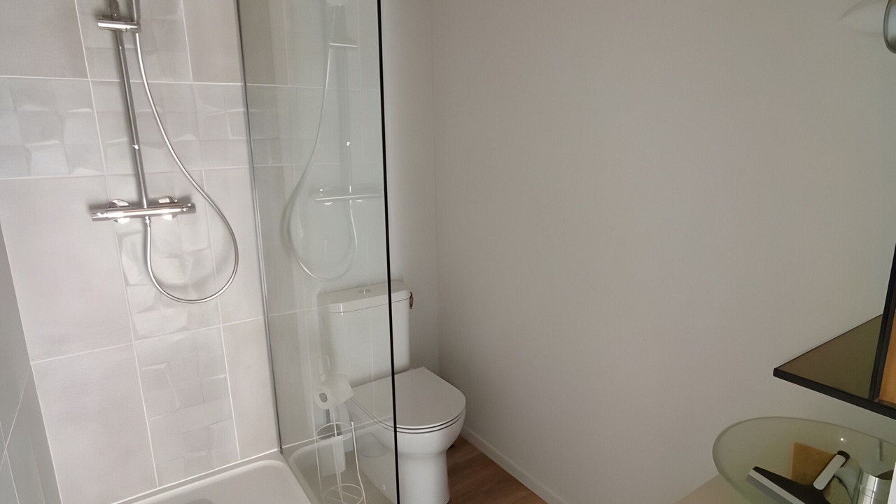 Photo of Bathroom in Saint-Martin-Lestra