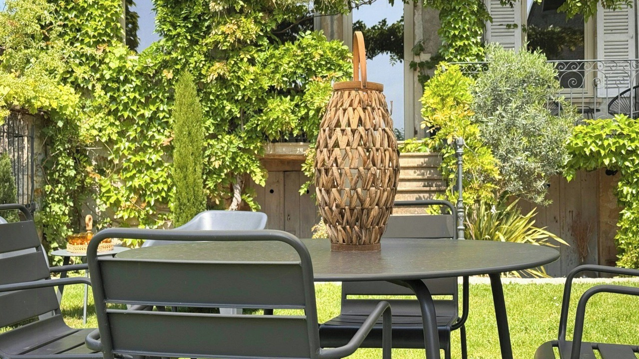 Photo of Outdoor in Fley
