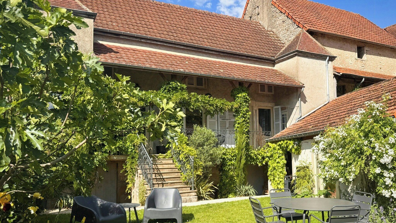 Photo of Outdoor in Fley