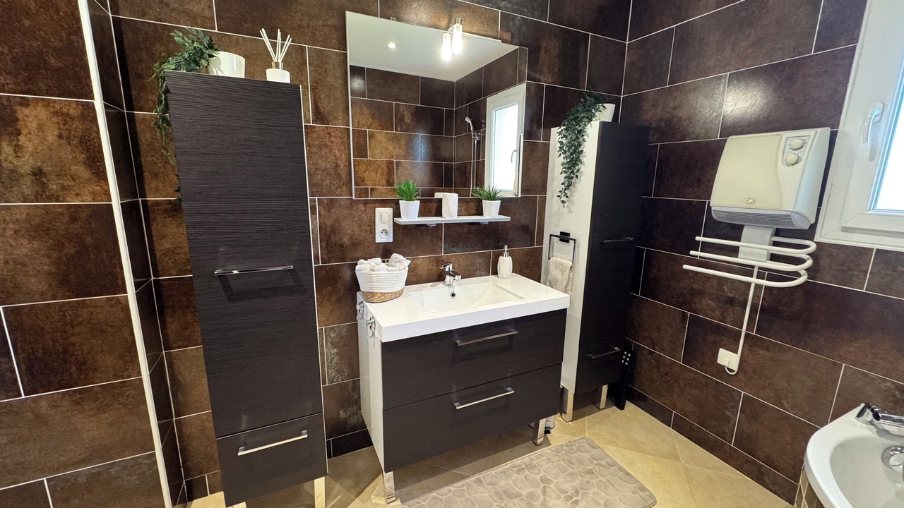Photo of Bathroom in Vallon-Pont-d'Arc