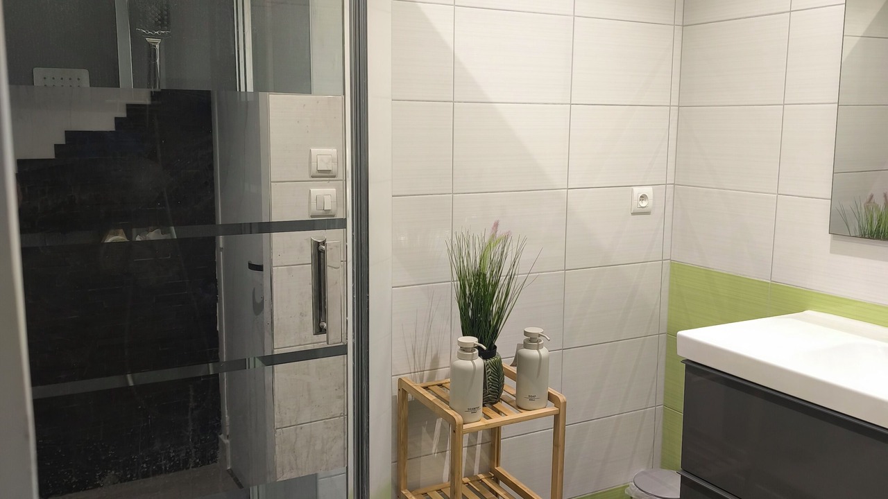 Photo of Bathroom in Lods