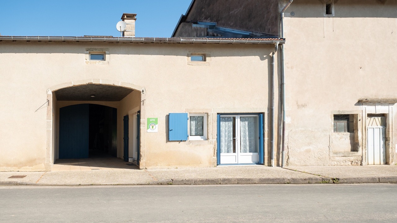 Photo of Outdoor in Isches