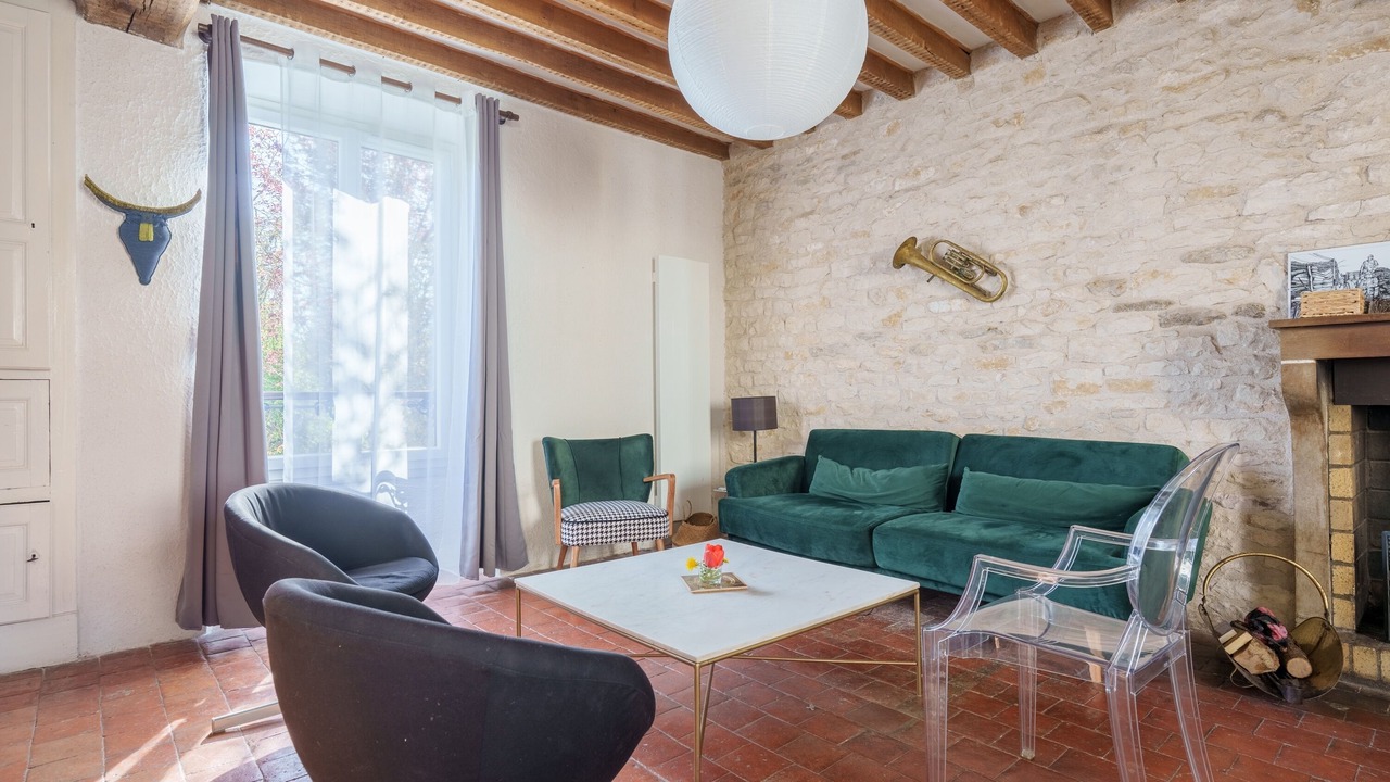 Photo of Livingroom in Massangis