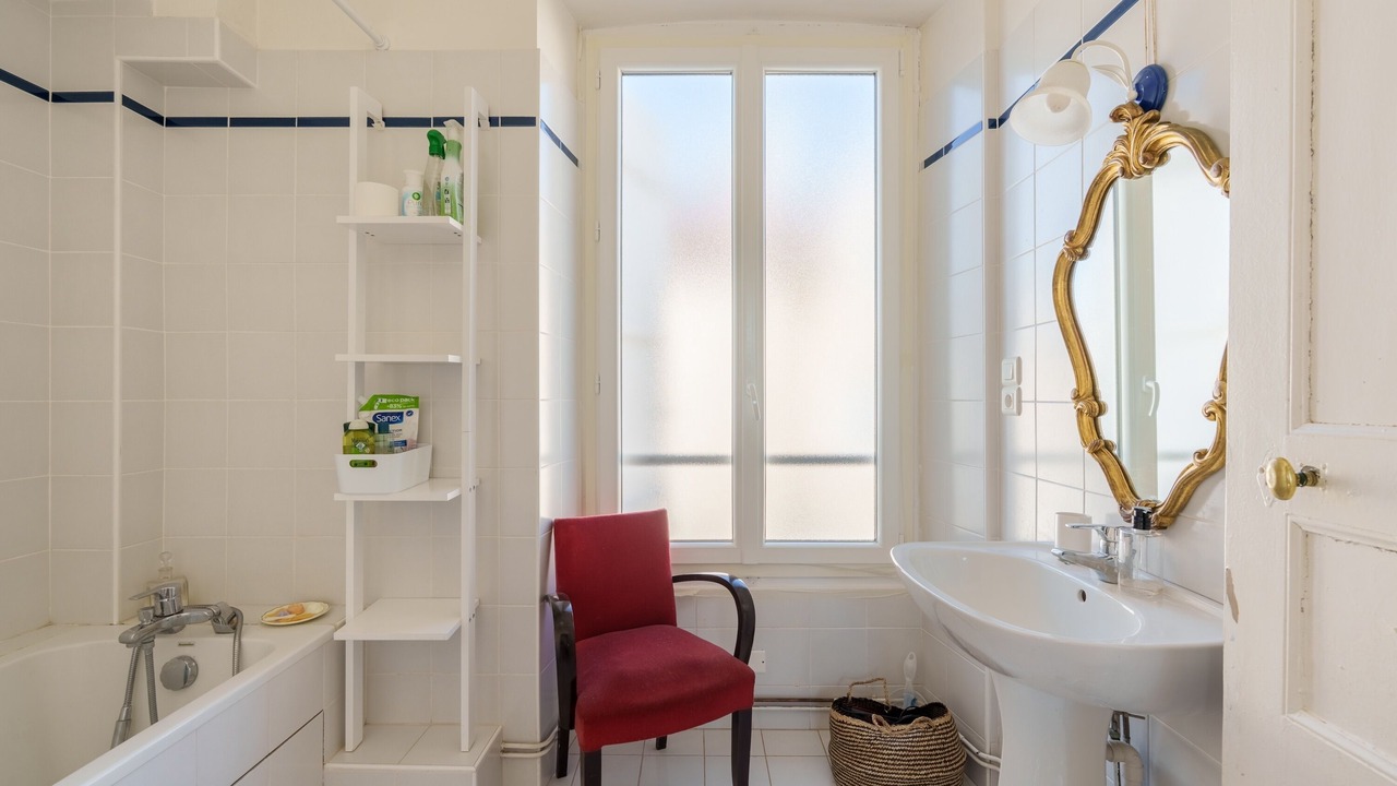 Photo of Bathroom in Massangis