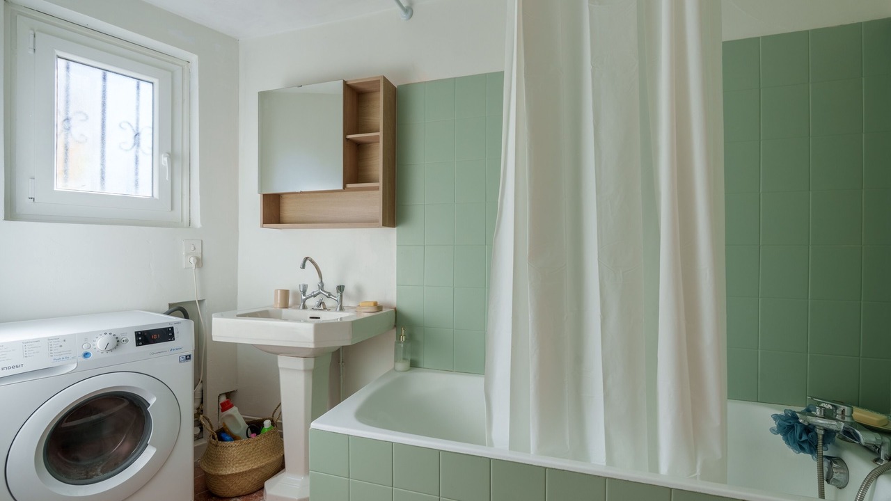 Photo of Bathroom in Massangis