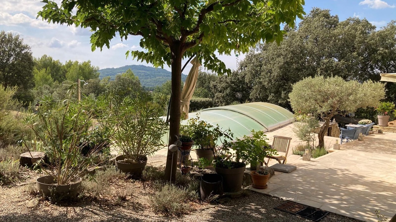 Photo of Patio Balcony in Villes-sur-Auzon