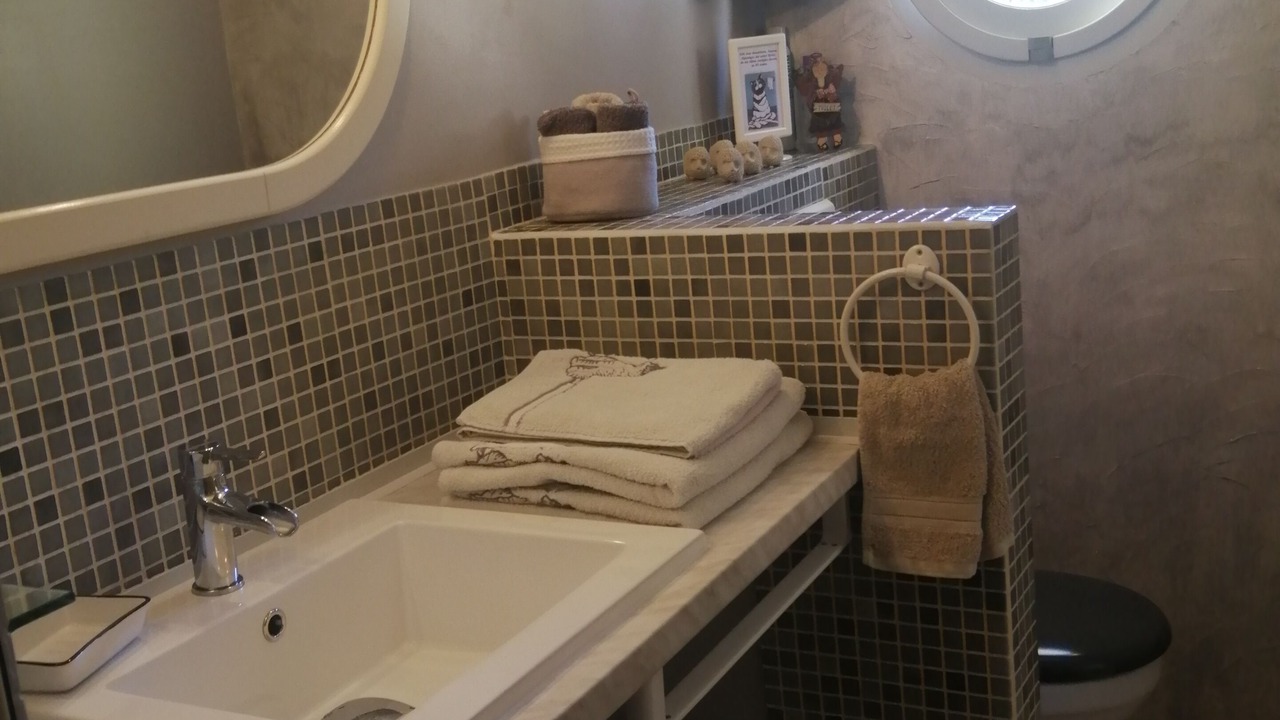 Photo of Bathroom in Villes-sur-Auzon