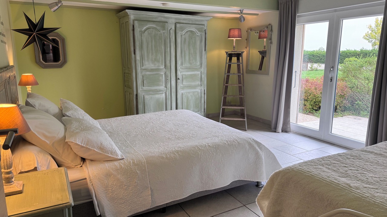 Photo of Bedroom in Chevigny-en-Valiere