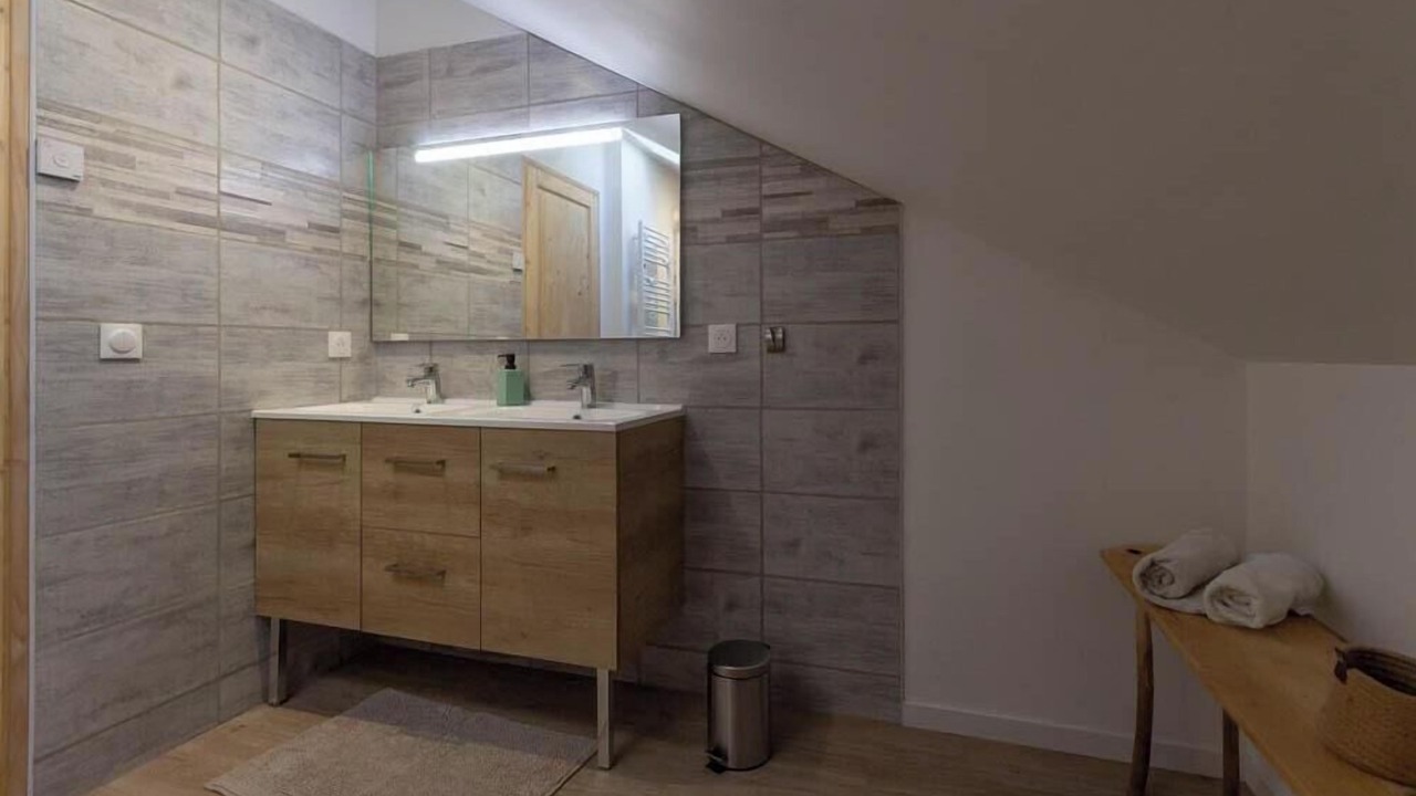 Photo of Bathroom in Esserts-Blay