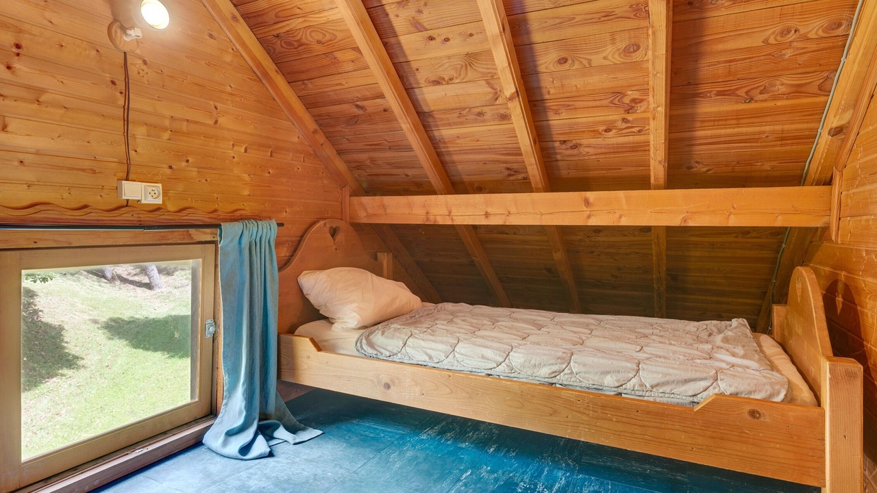 Photo of Bedroom in Vaulnaveys-le-Bas