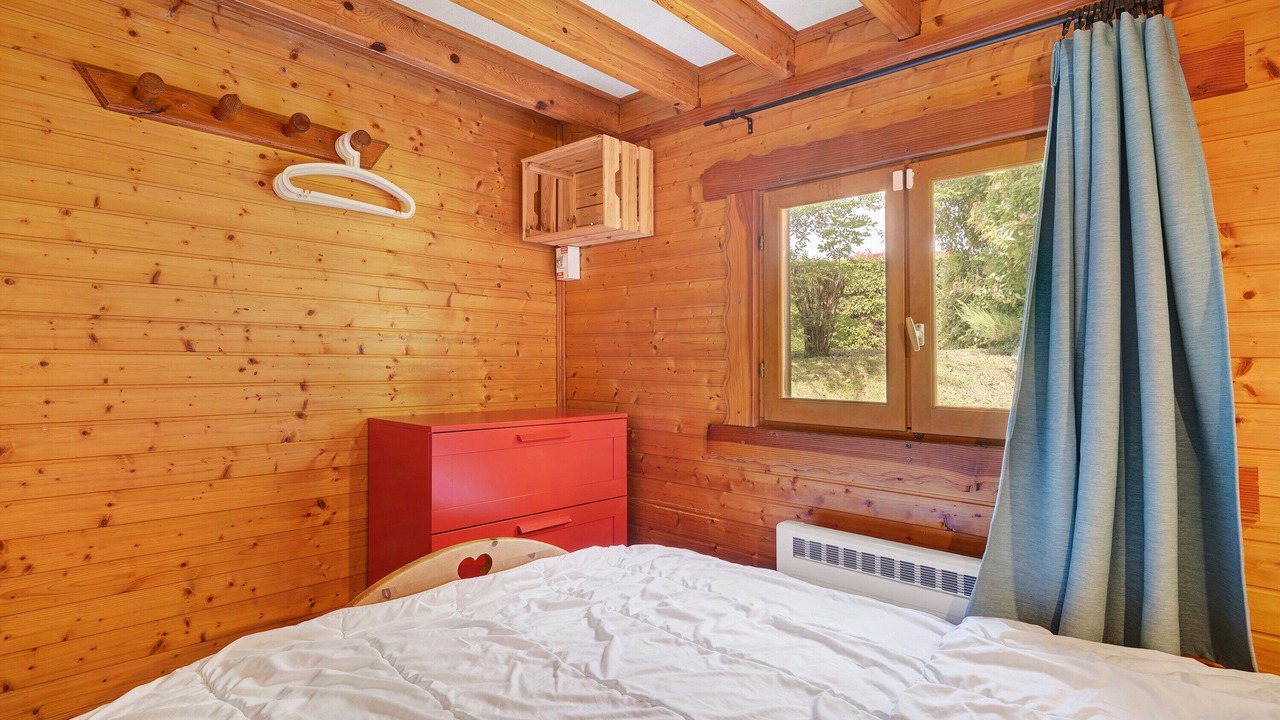 Photo of Bedroom in Vaulnaveys-le-Bas