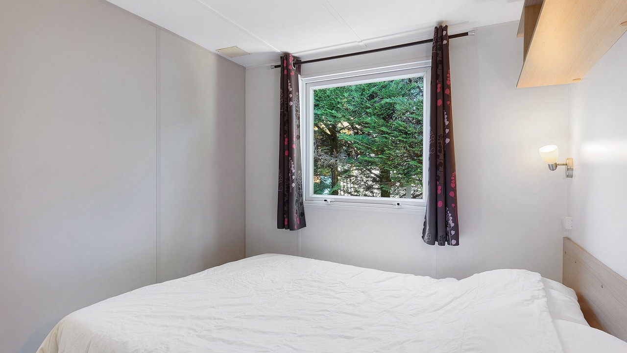 Photo of Bedroom in Vaulnaveys-le-Bas