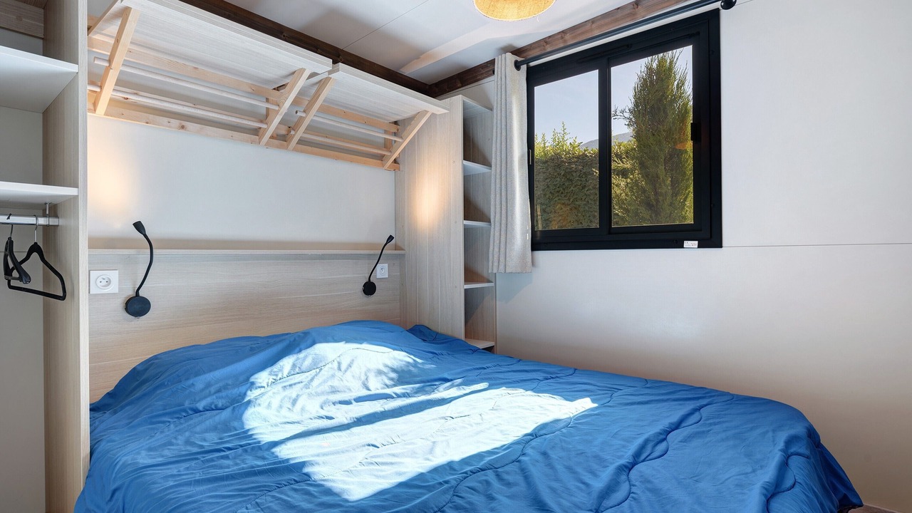 Photo of Bedroom in Vaulnaveys-le-Bas