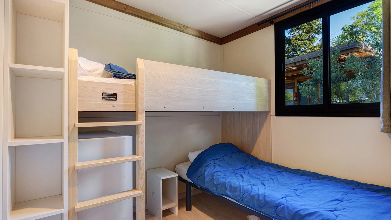 Photo of Bedroom in Vaulnaveys-le-Bas
