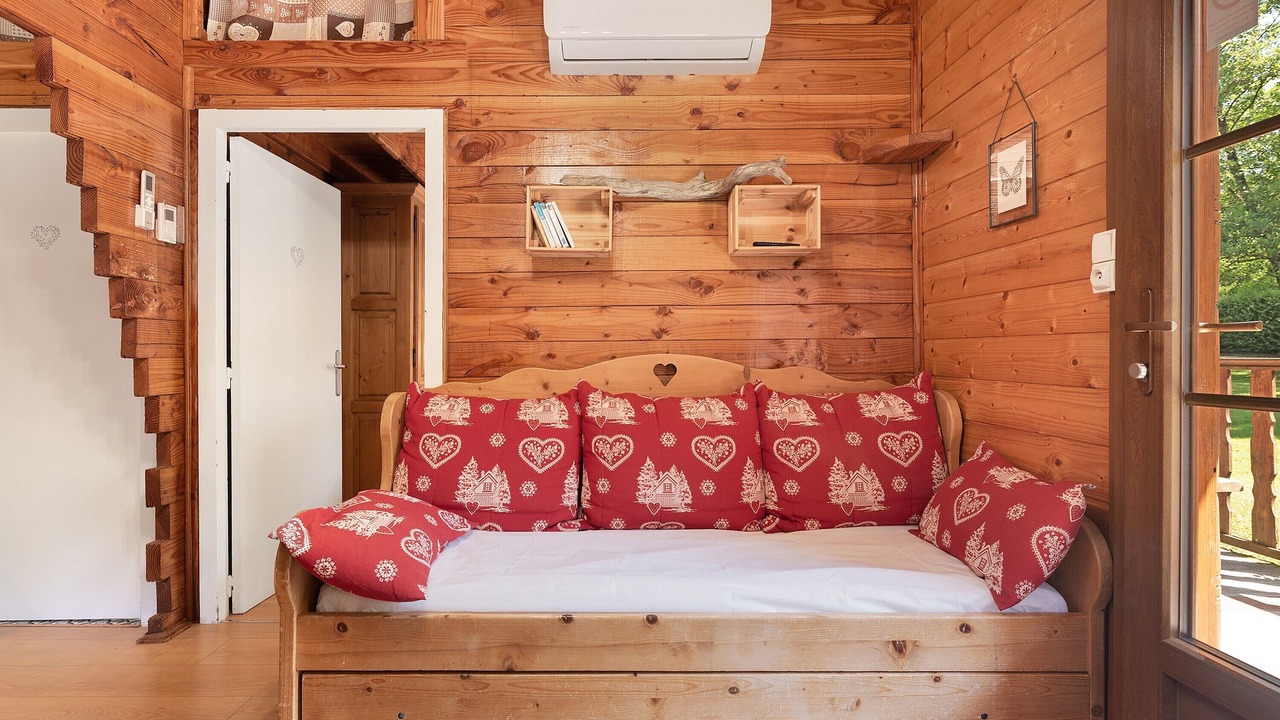 Photo of Bedroom in Vaulnaveys-le-Bas