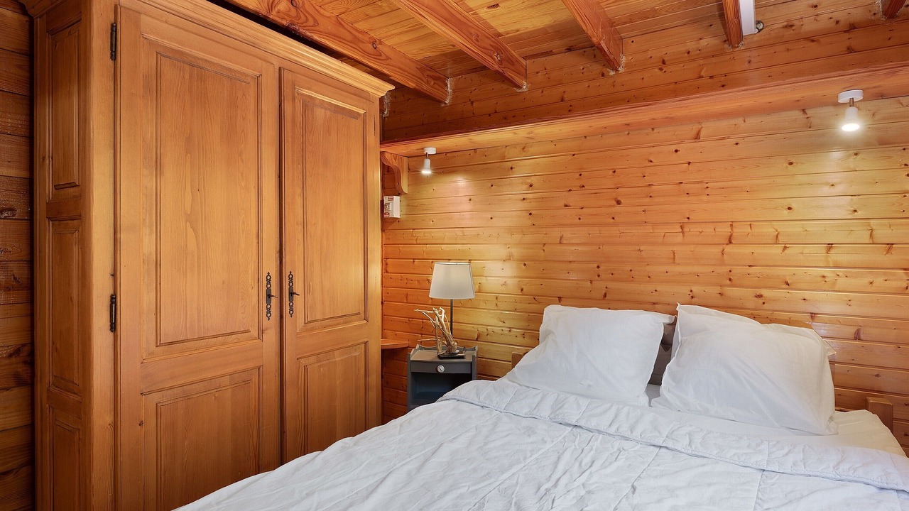 Photo of Bedroom in Vaulnaveys-le-Bas