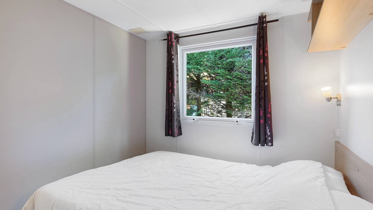 Photo of Bedroom in Vaulnaveys-le-Bas