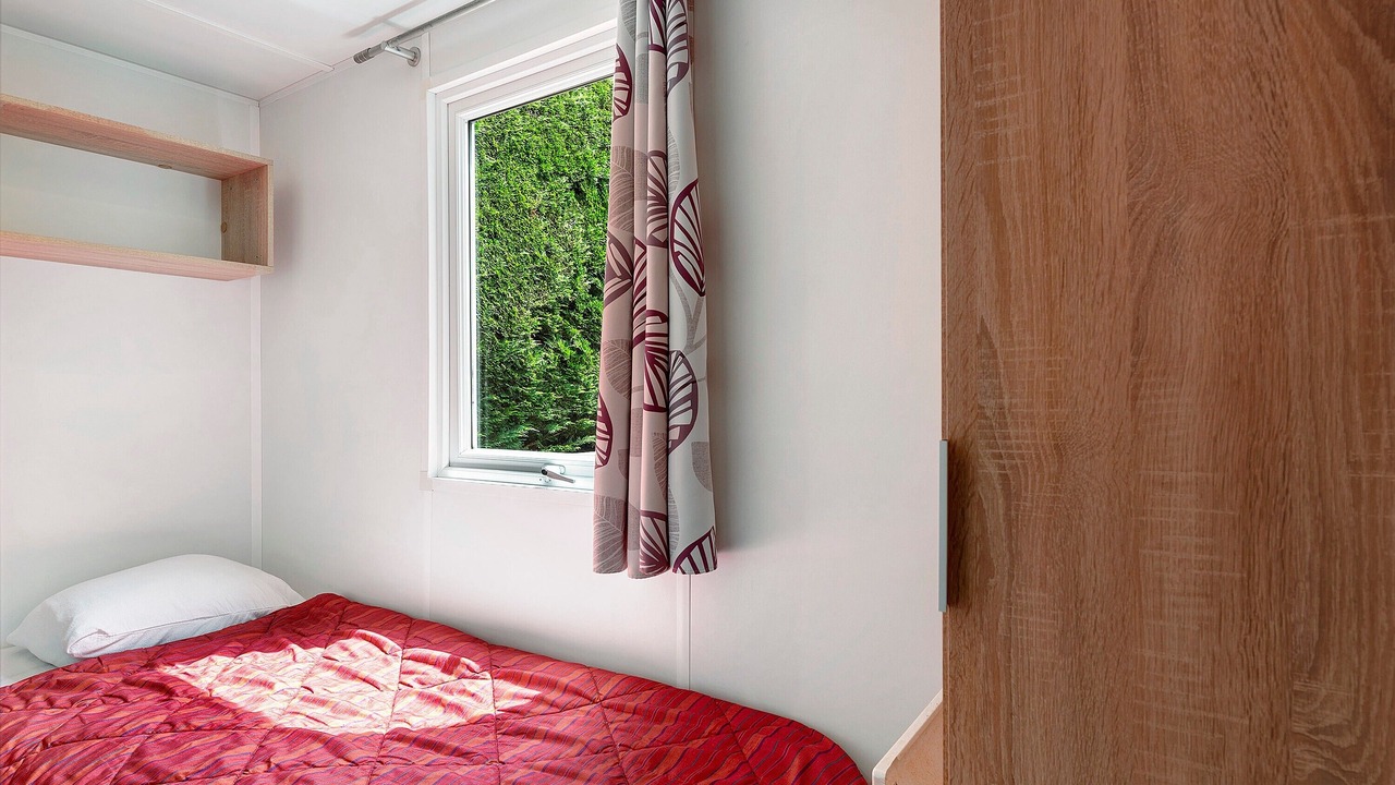 Photo of Bedroom in Vaulnaveys-le-Bas