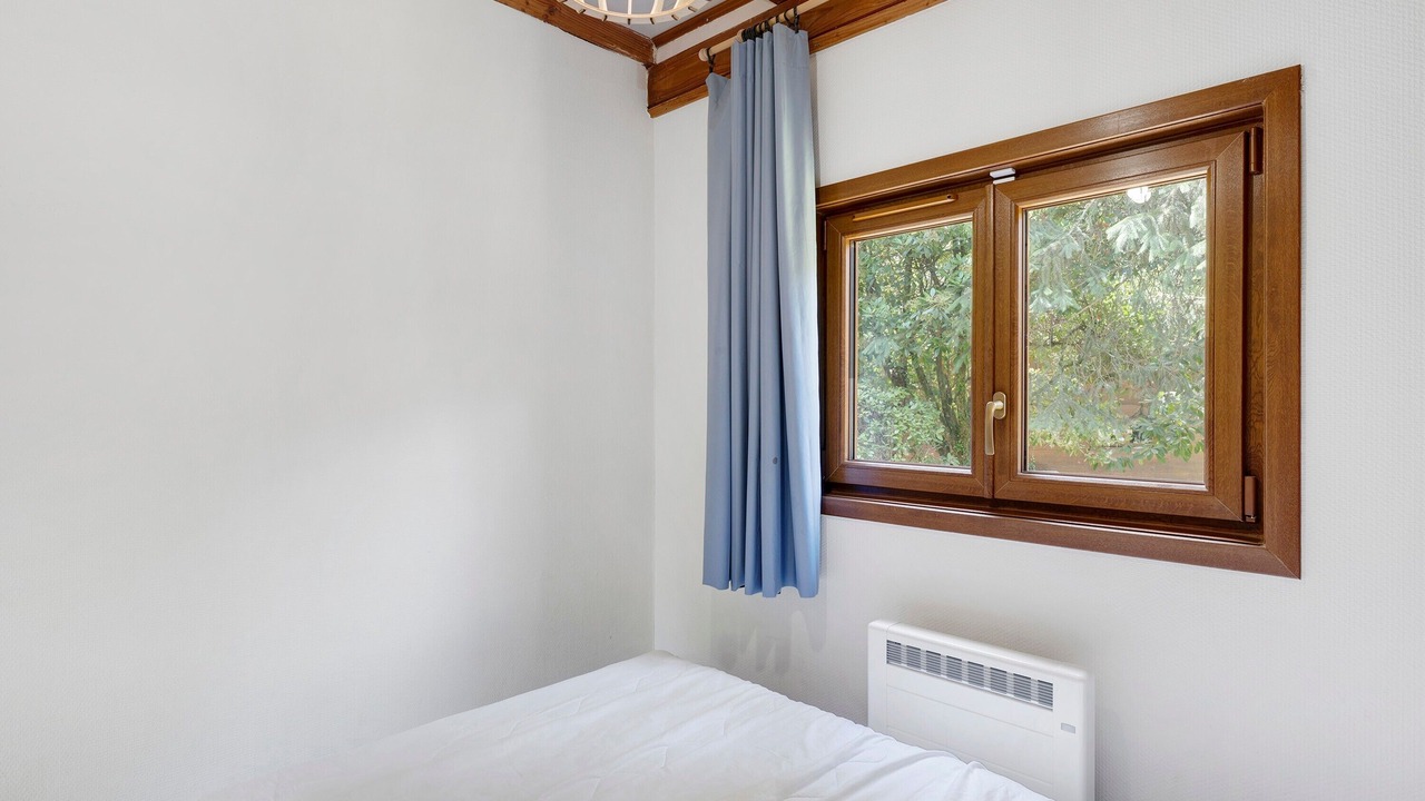 Photo of Bedroom in Vaulnaveys-le-Bas