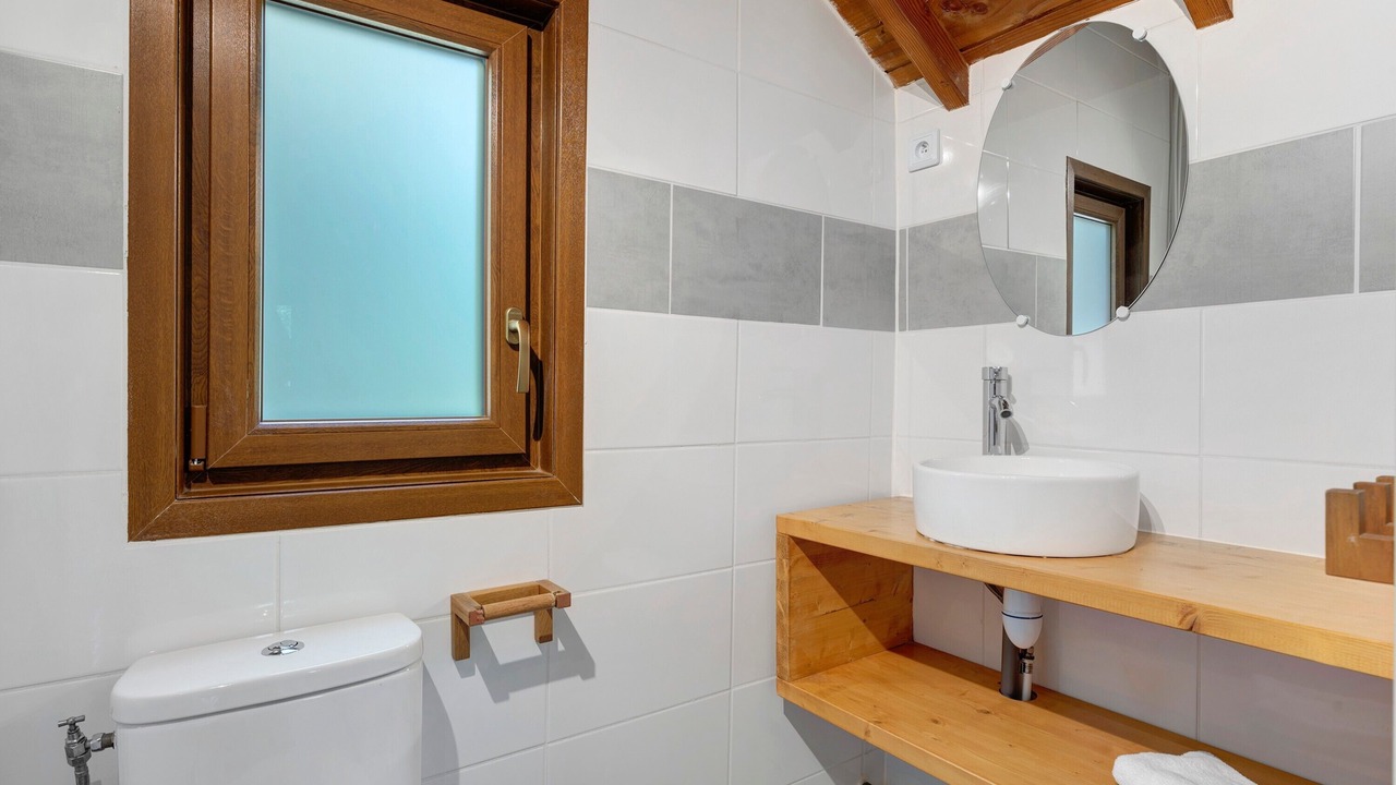 Photo of Bathroom in Vaulnaveys-le-Bas