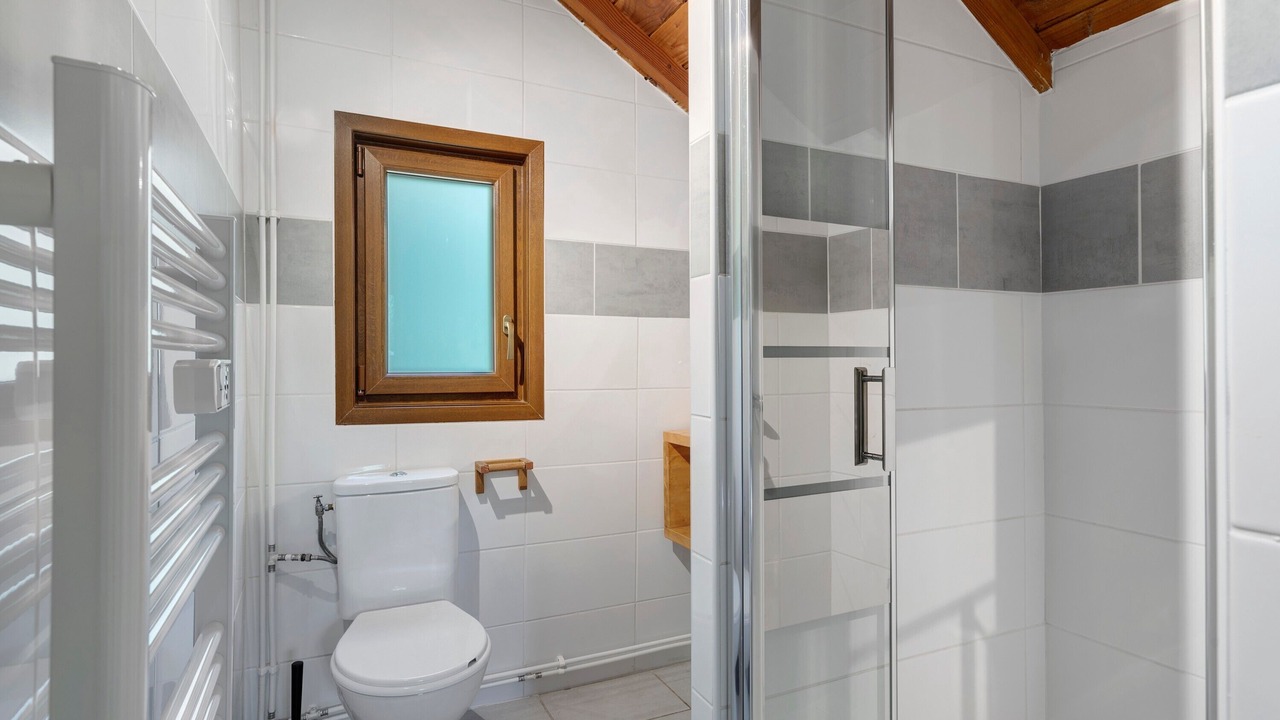 Photo of Bathroom in Vaulnaveys-le-Bas