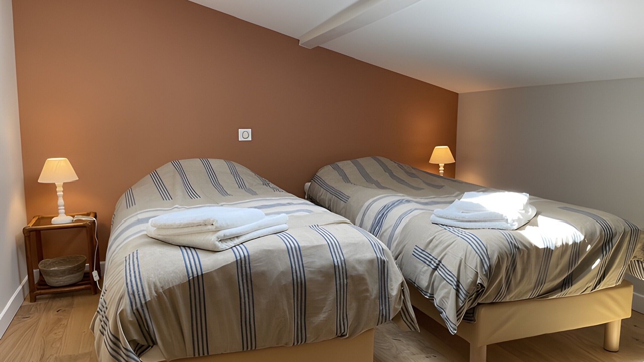 Photo of Bedroom in Laps