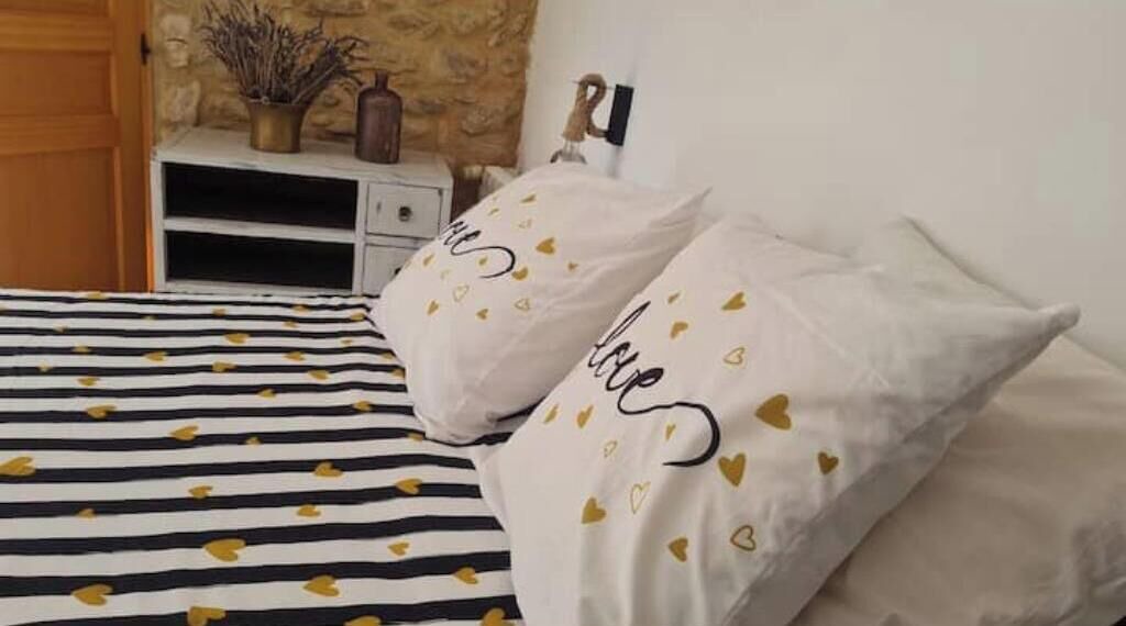 Photo of Bedroom in Beaumont-du-Ventoux