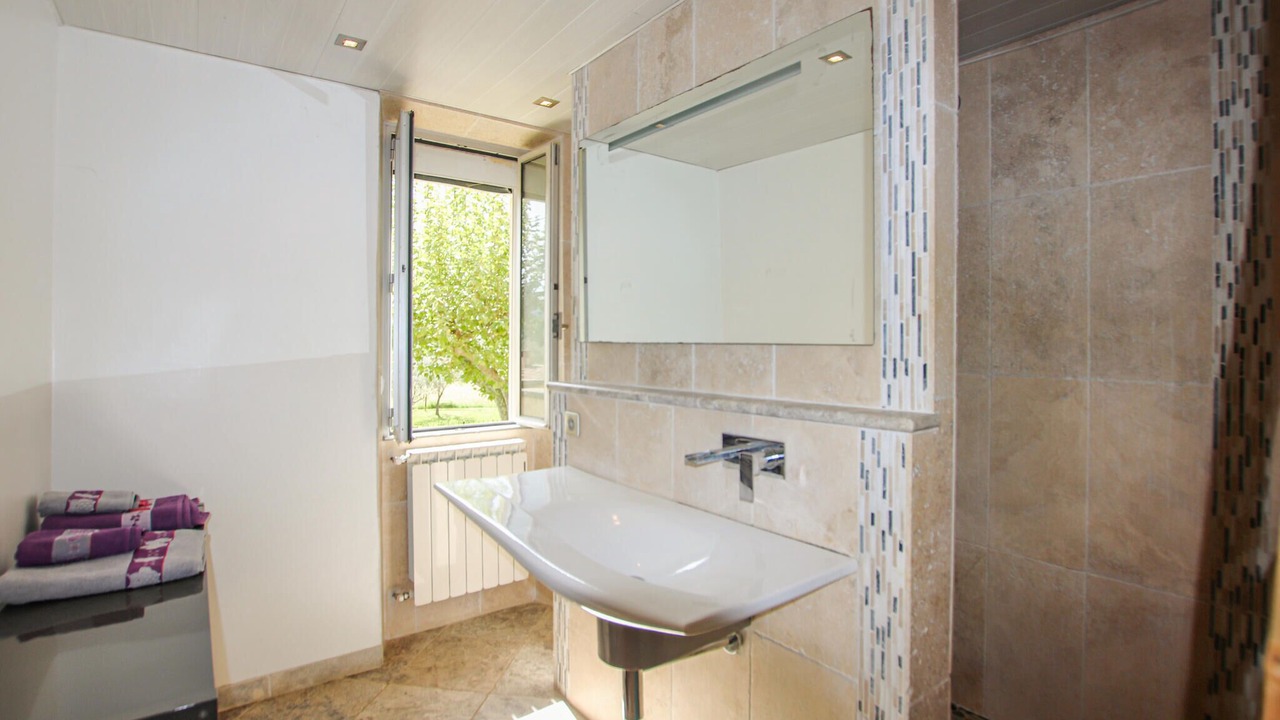 Photo of Bathroom in Villes-sur-Auzon