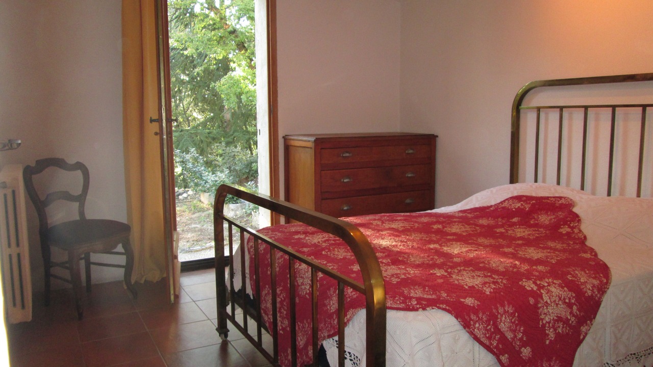 Photo of Bedroom in Crestet
