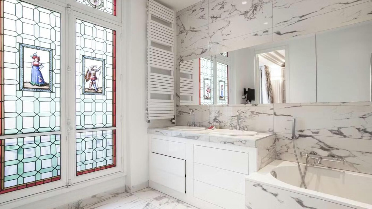 Photo of Bathroom in Notre-Dame-des-Champs
