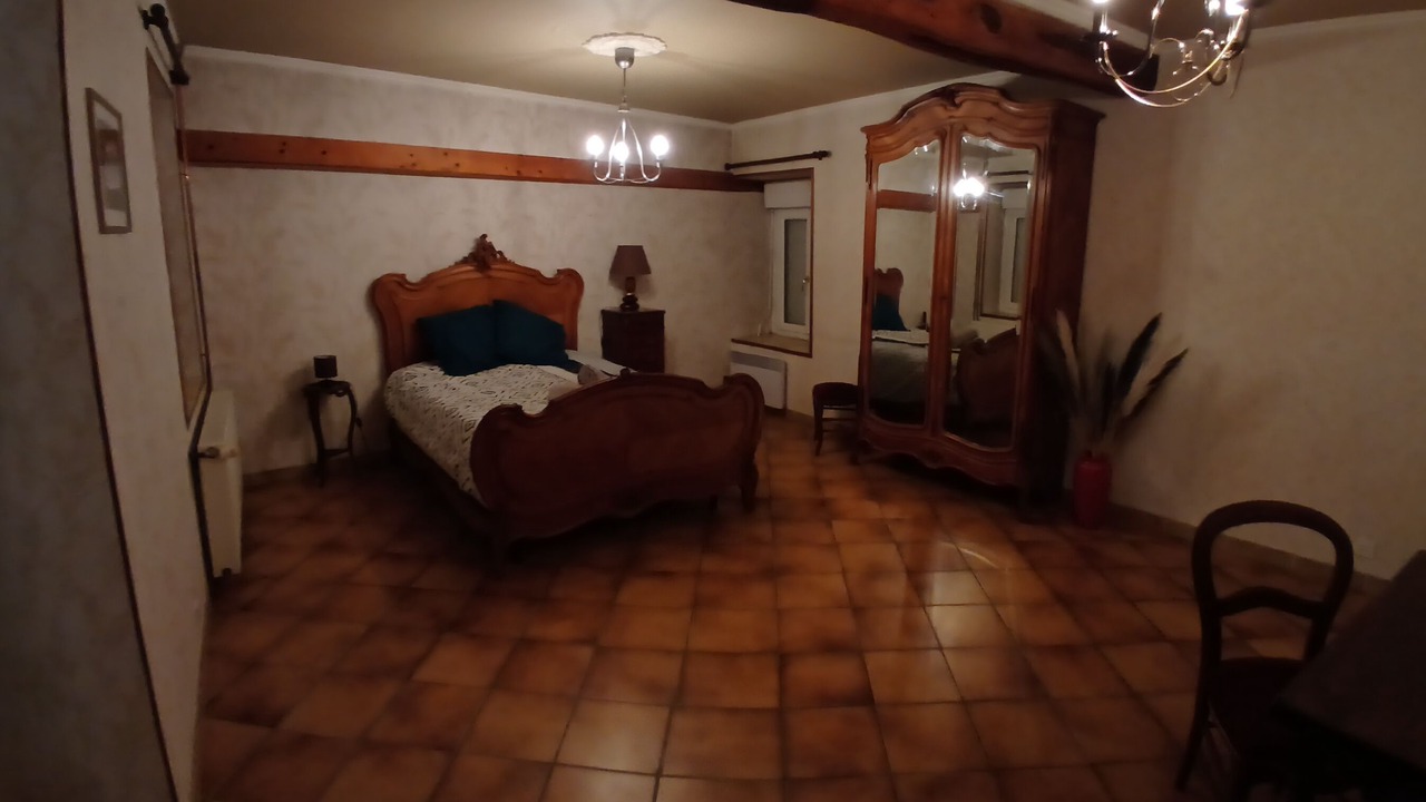 Photo of Bedroom in Escamps