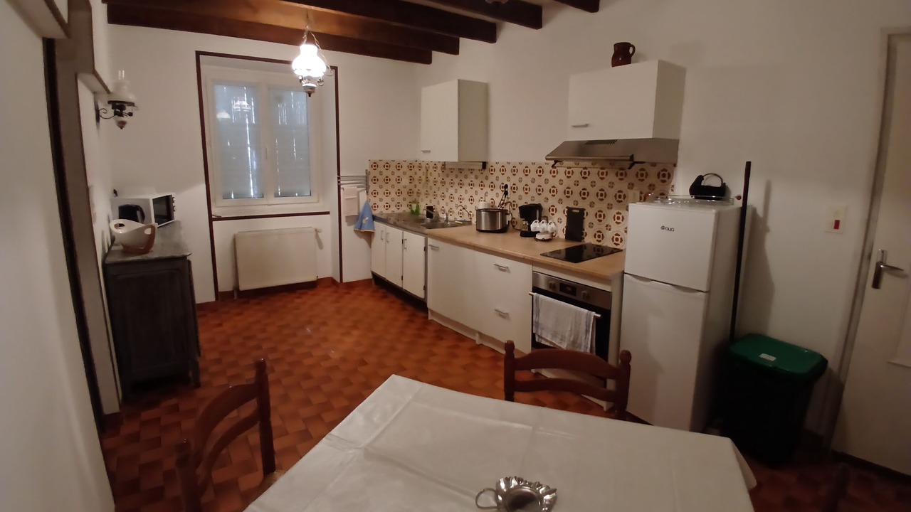 Photo of Kitchen in Escamps