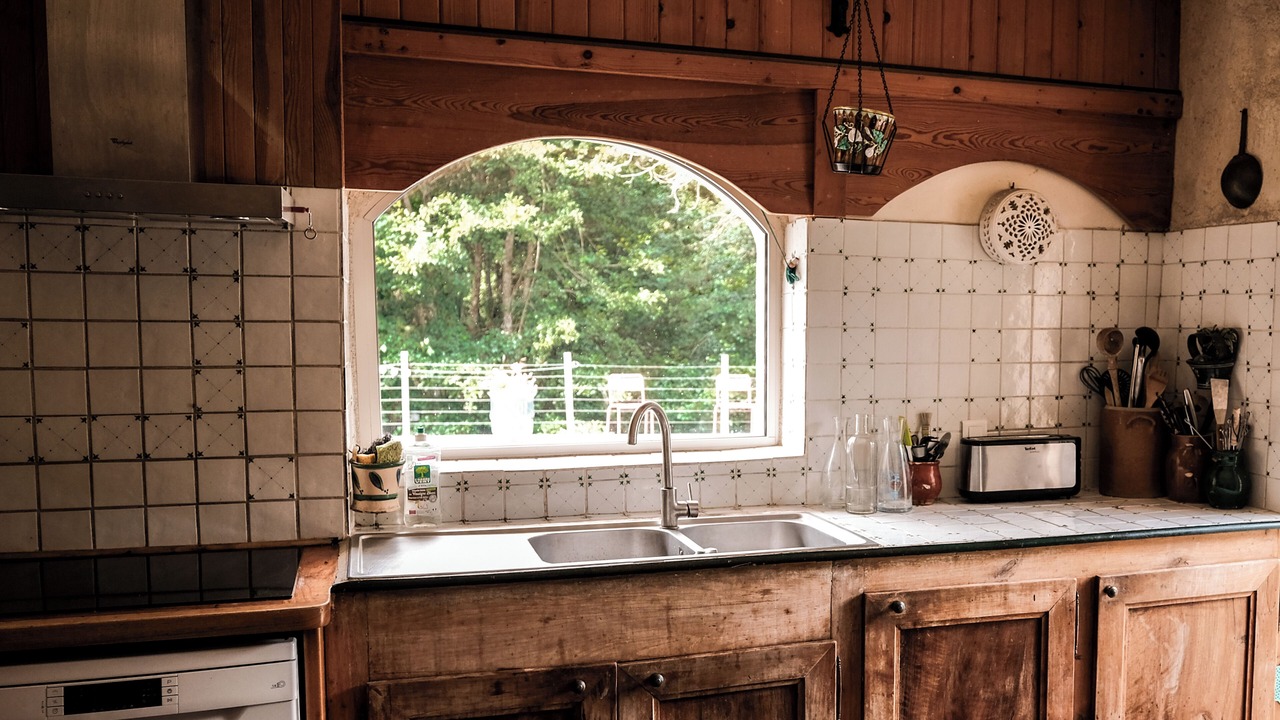 Photo of Kitchen in Saint-Barthelemy-Grozon