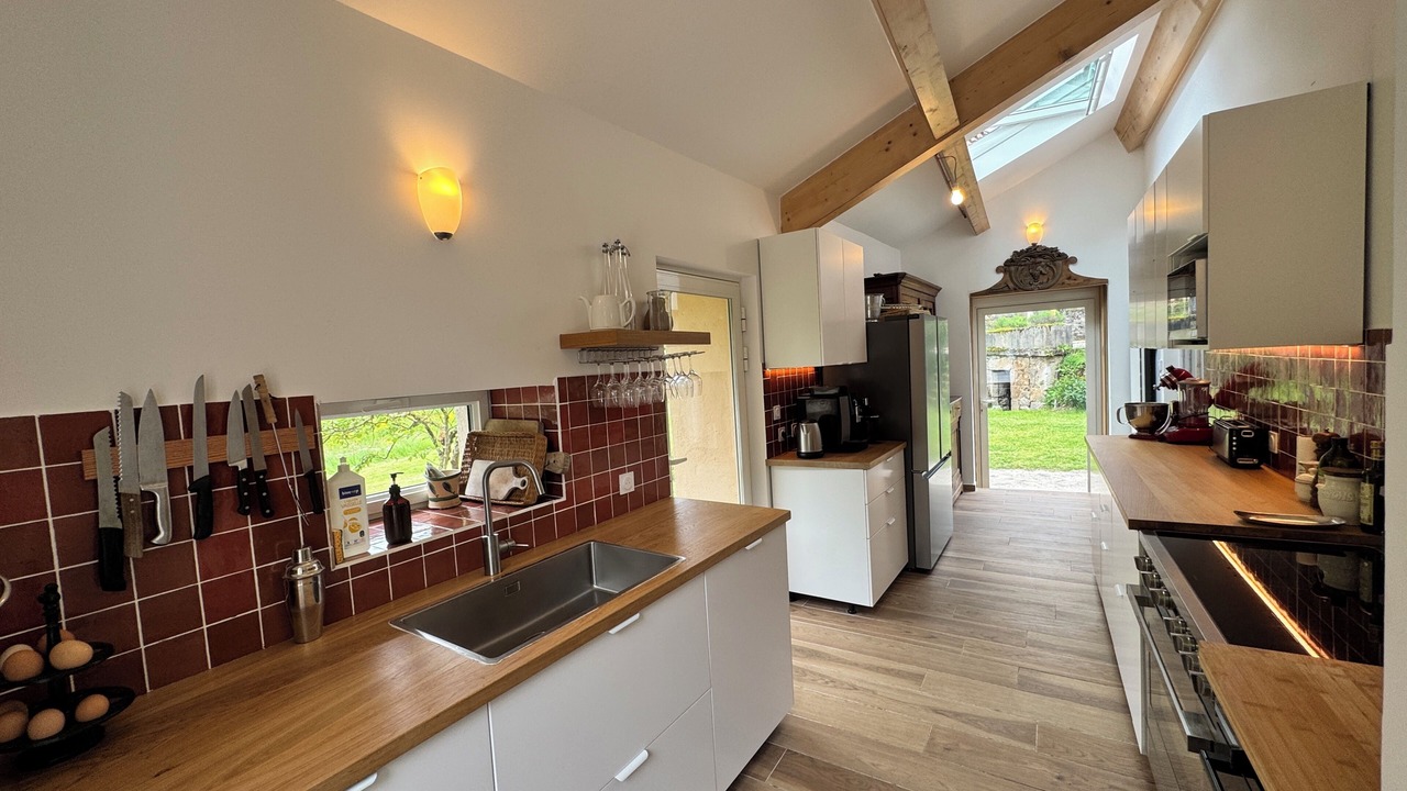 Photo of Kitchen in Saint-Barthelemy-Grozon