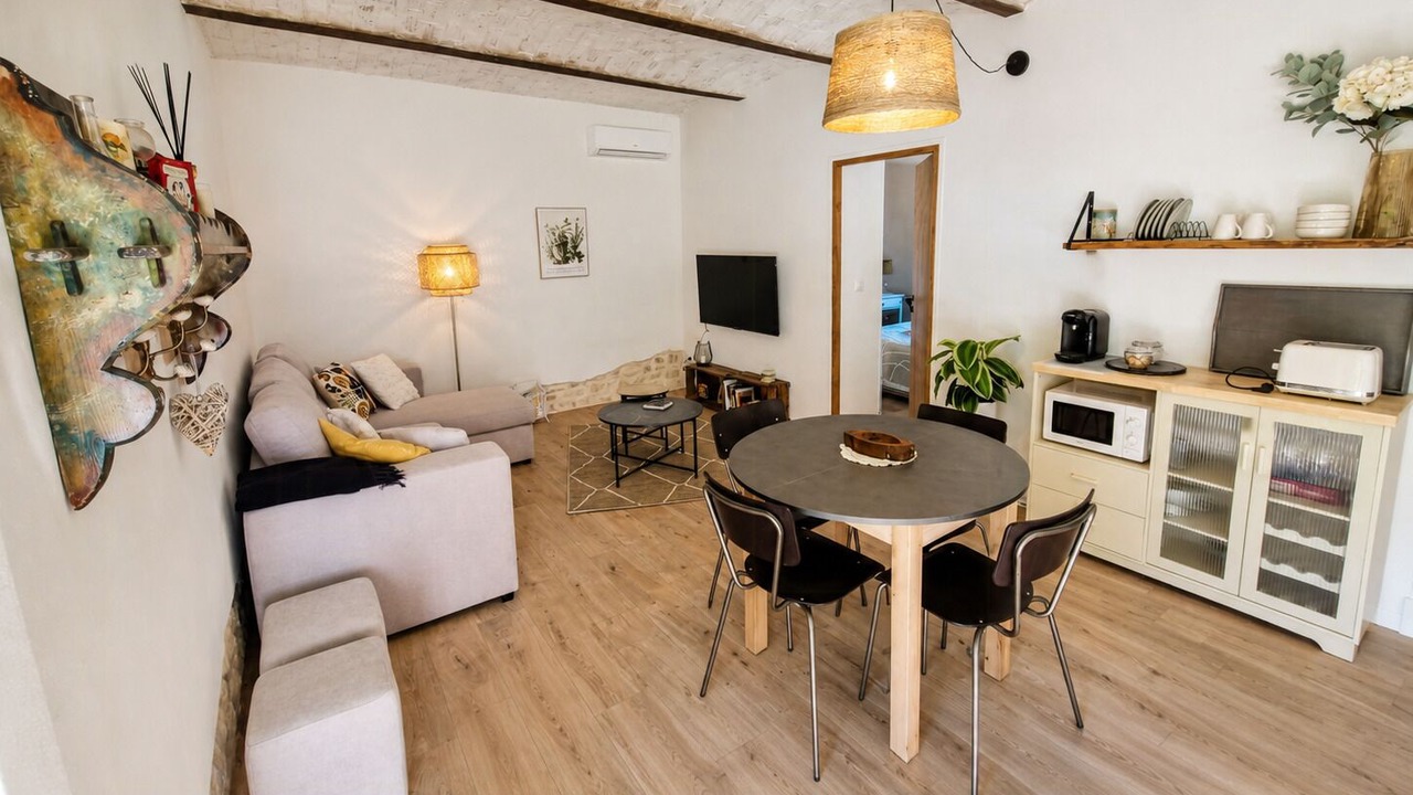 Photo of Livingroom in Roynac