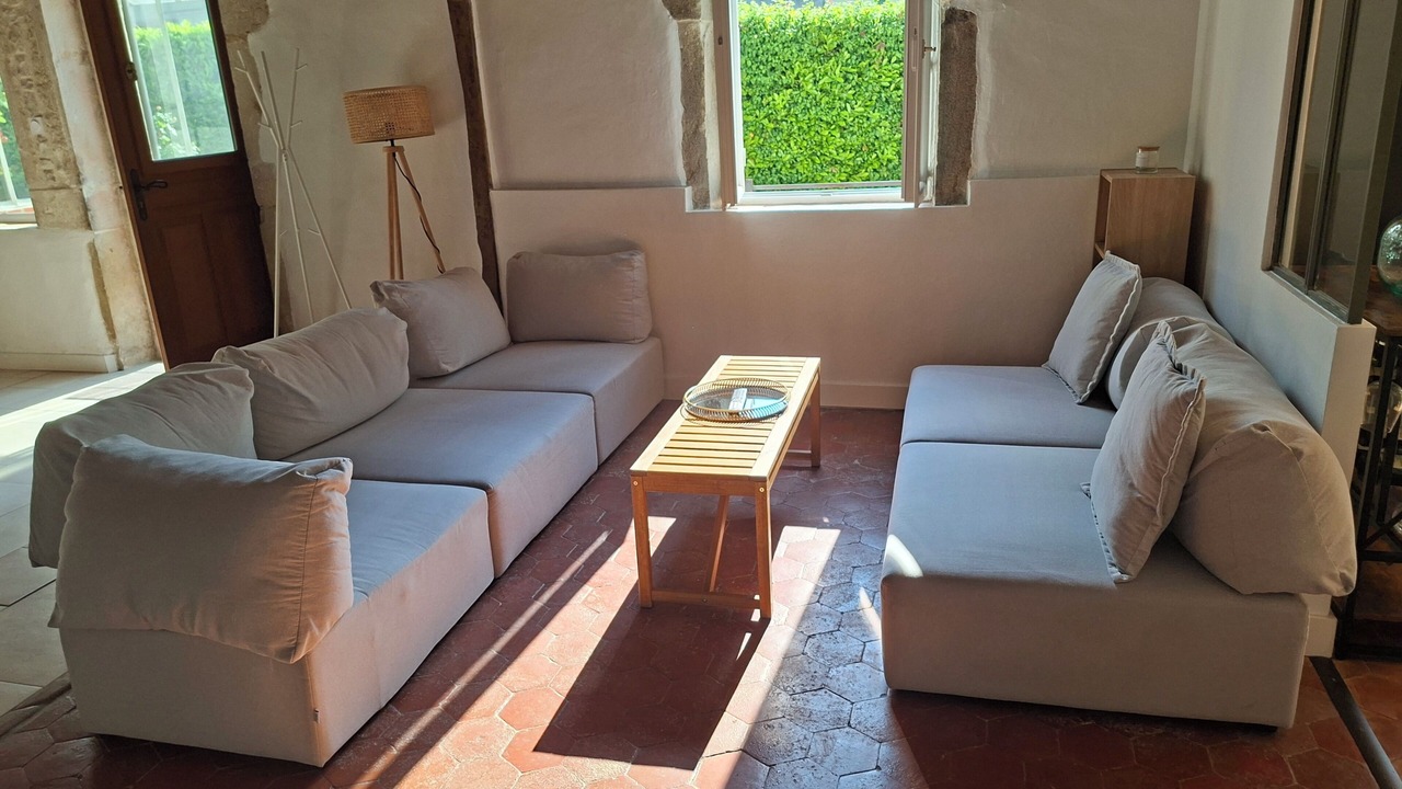 Photo of Livingroom in Ruffey-les-Beaune