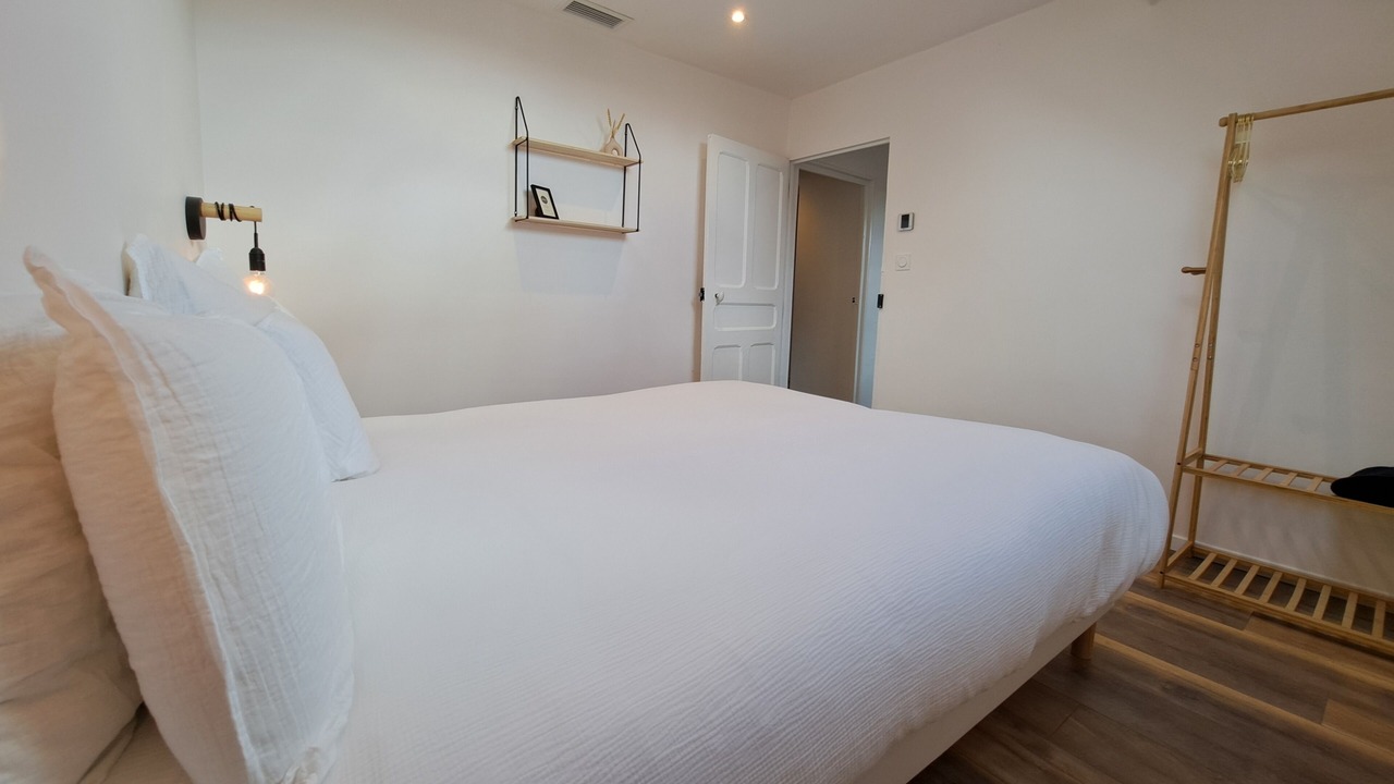 Photo of Bedroom in Ruffey-les-Beaune
