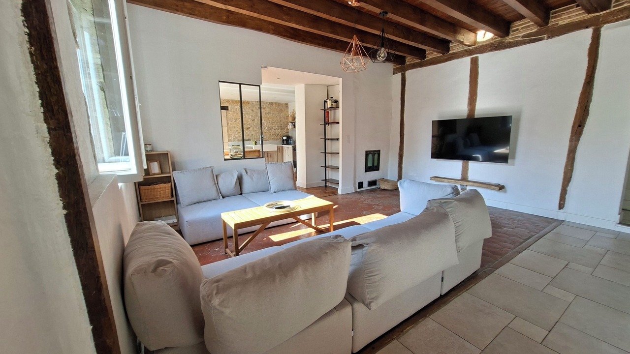 Photo of Livingroom in Ruffey-les-Beaune