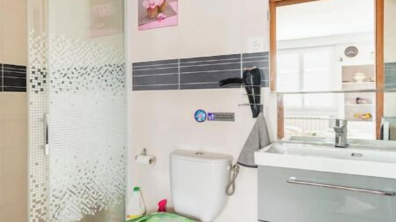 Photo of Bathroom in Treclun