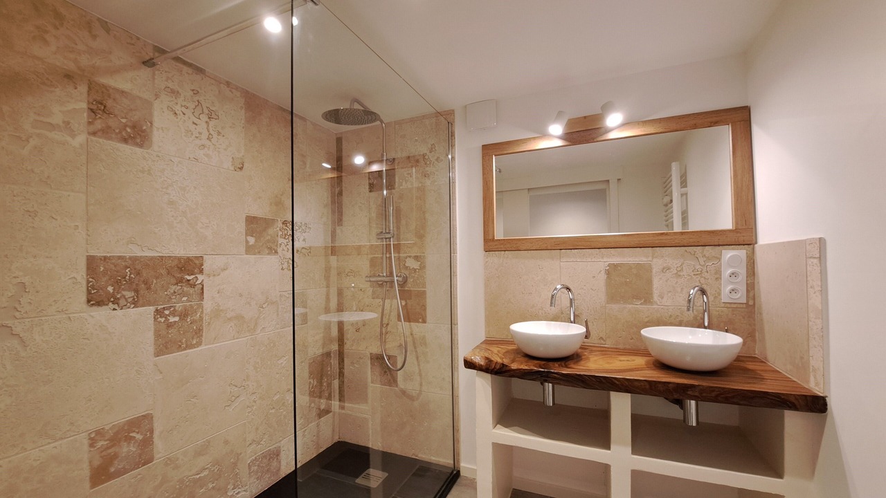 Photo of Bathroom in Ruffey-les-Beaune