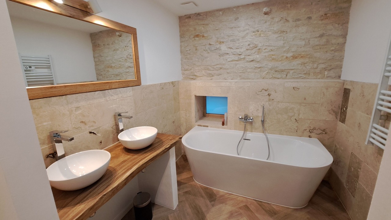 Photo of Bathroom in Ruffey-les-Beaune