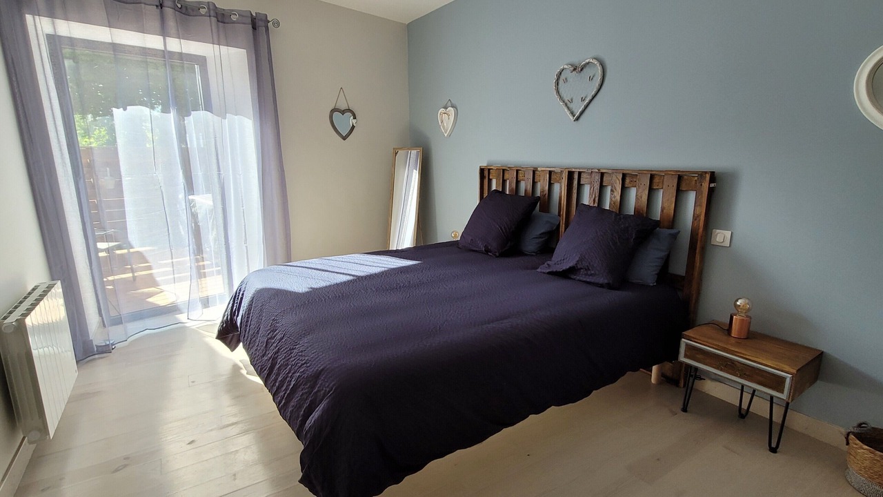 Photo of Bedroom in Soulages